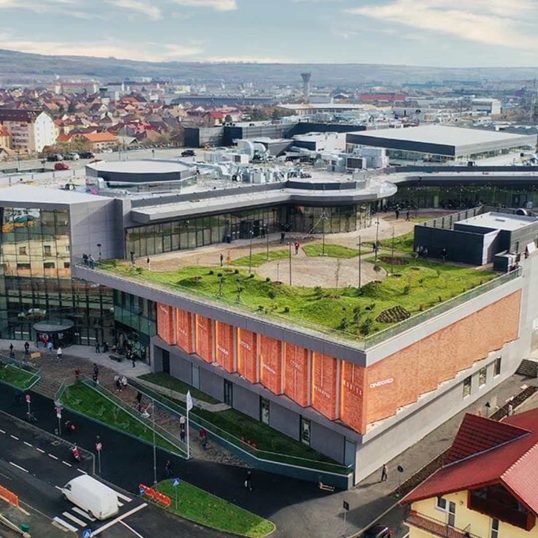 nepi-PROMENADA-SIBIU-ROMANIA-5